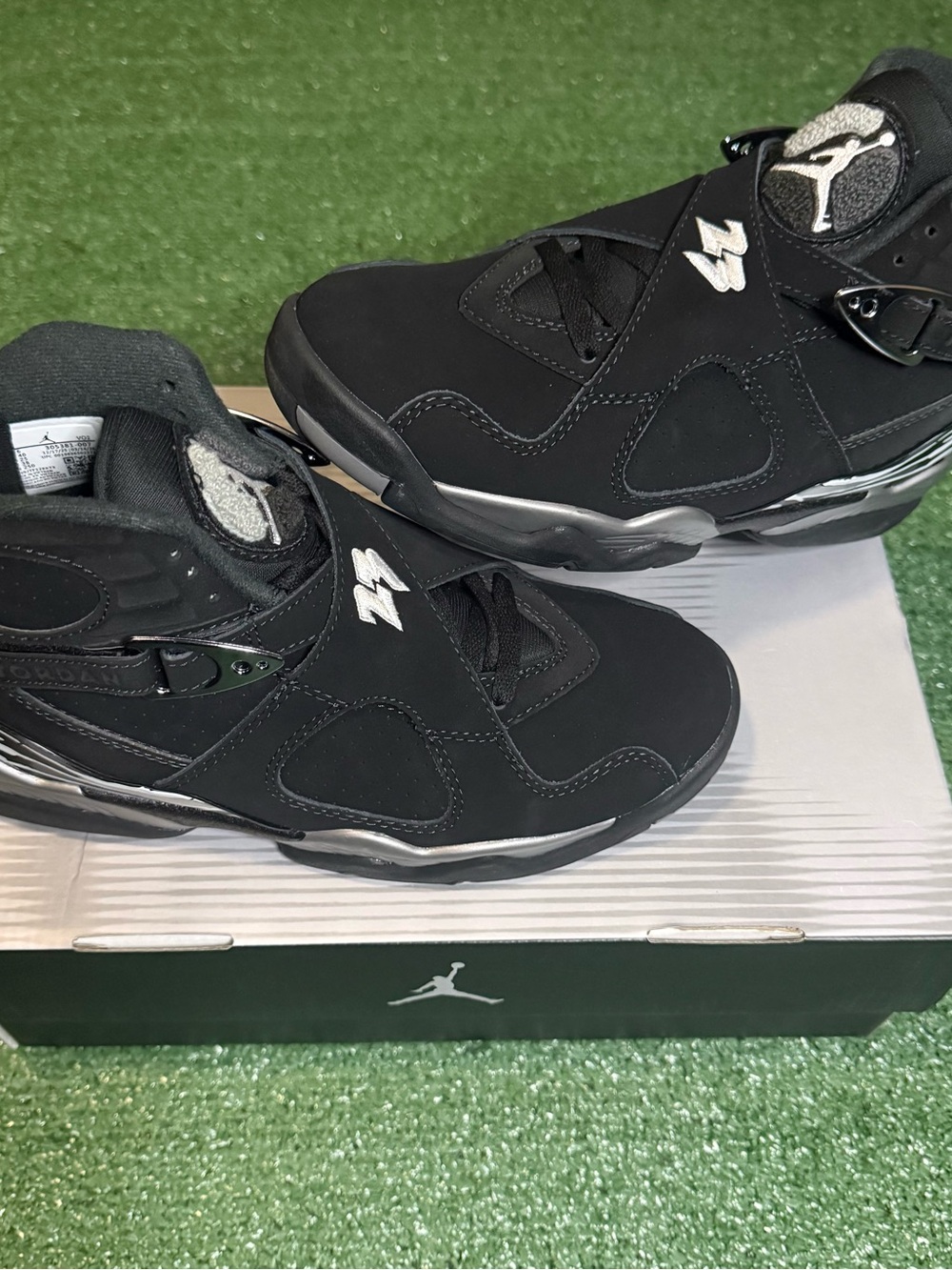 Jordan 8 Retro Chrome 2026